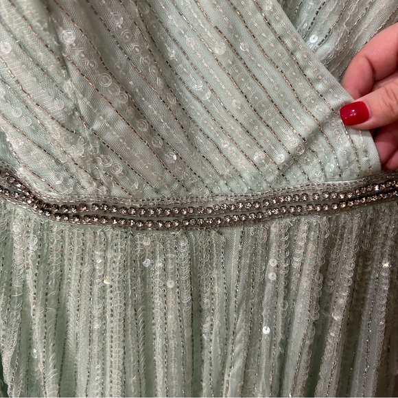 NWT Mac Duggal 5502 Sequin Wrap Over Ruffle Cap Sleeve Gown - Picture 6 of 9